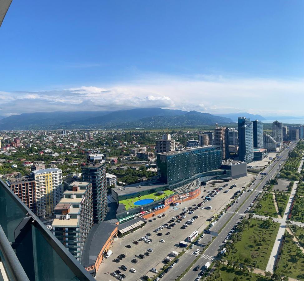 Sea View Apartments Orbi Beach Tower Batumi Esterno foto