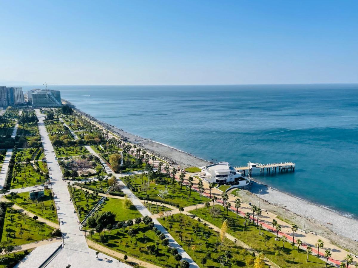 Sea View Apartments Orbi Beach Tower Batumi Esterno foto