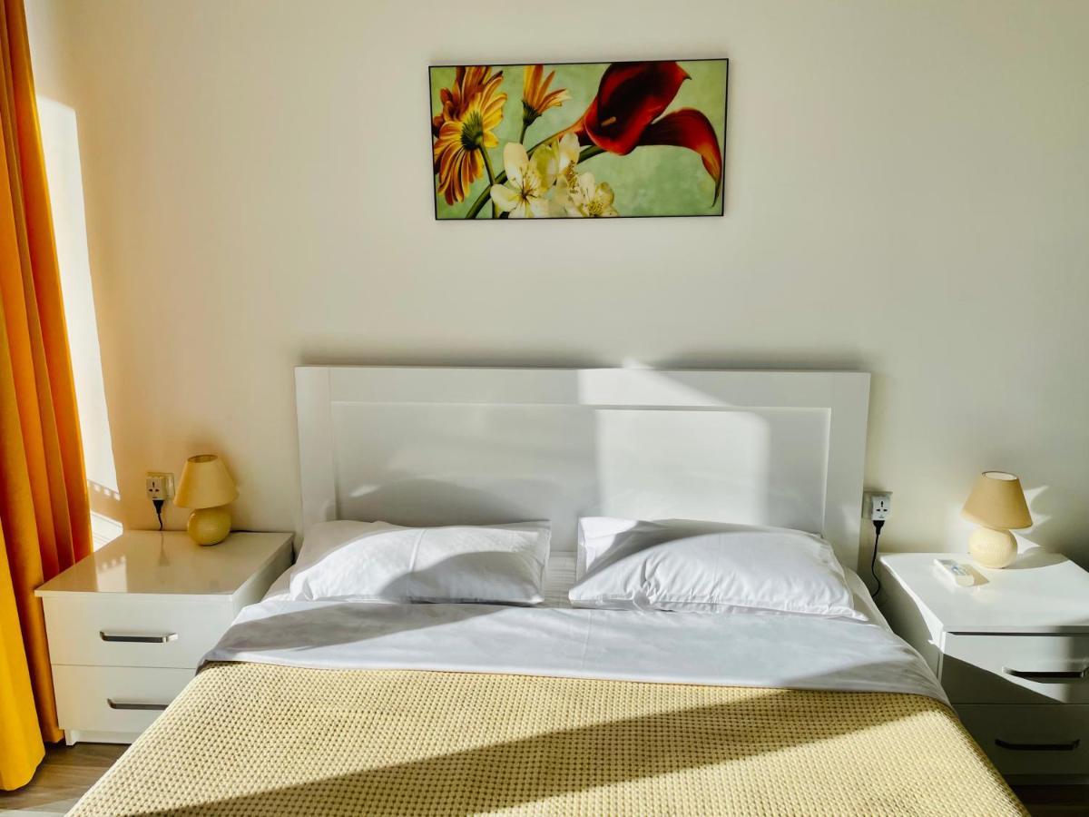 Sea View Apartments Orbi Beach Tower Batumi Esterno foto
