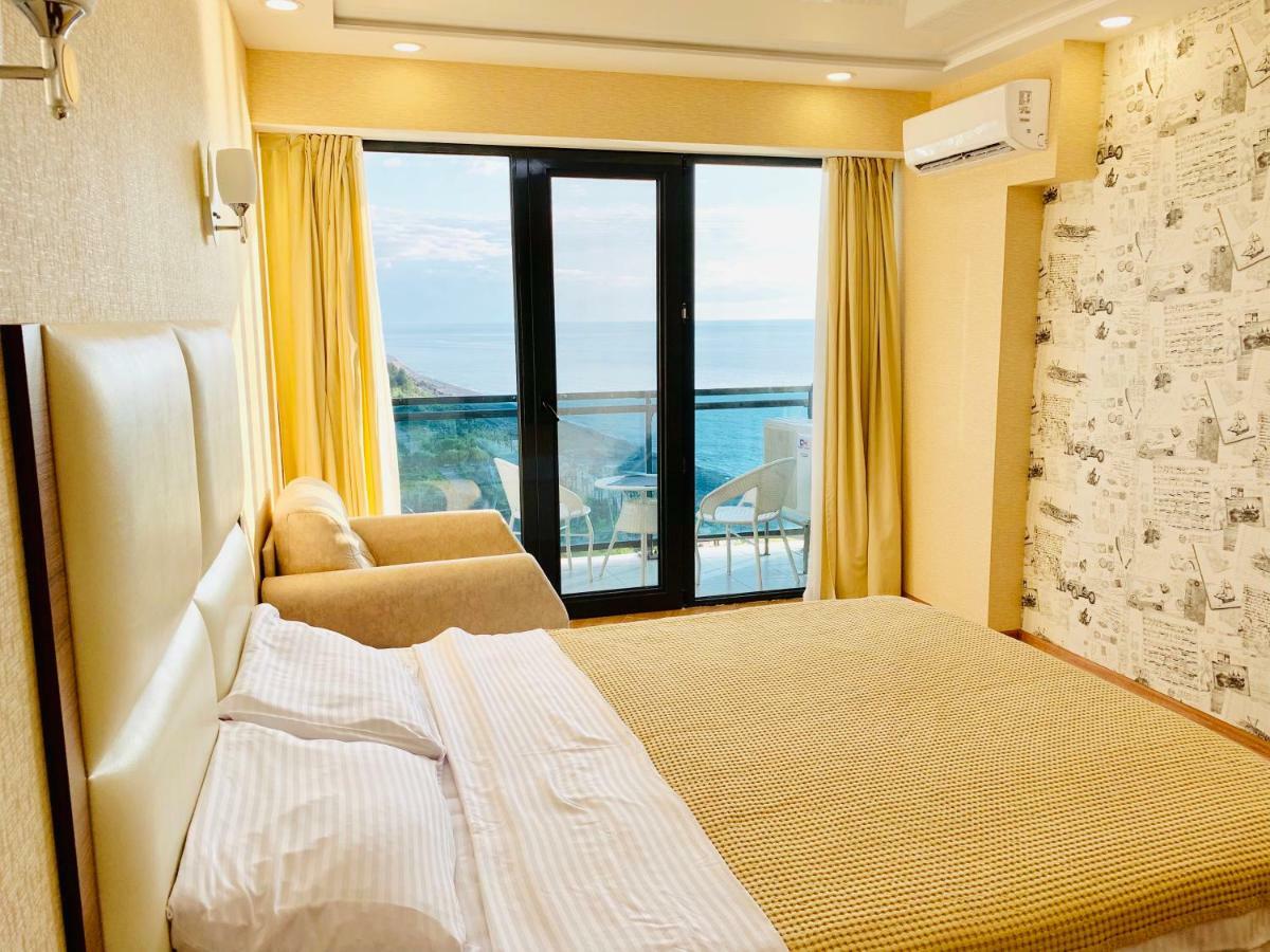 Sea View Apartments Orbi Beach Tower Batumi Esterno foto